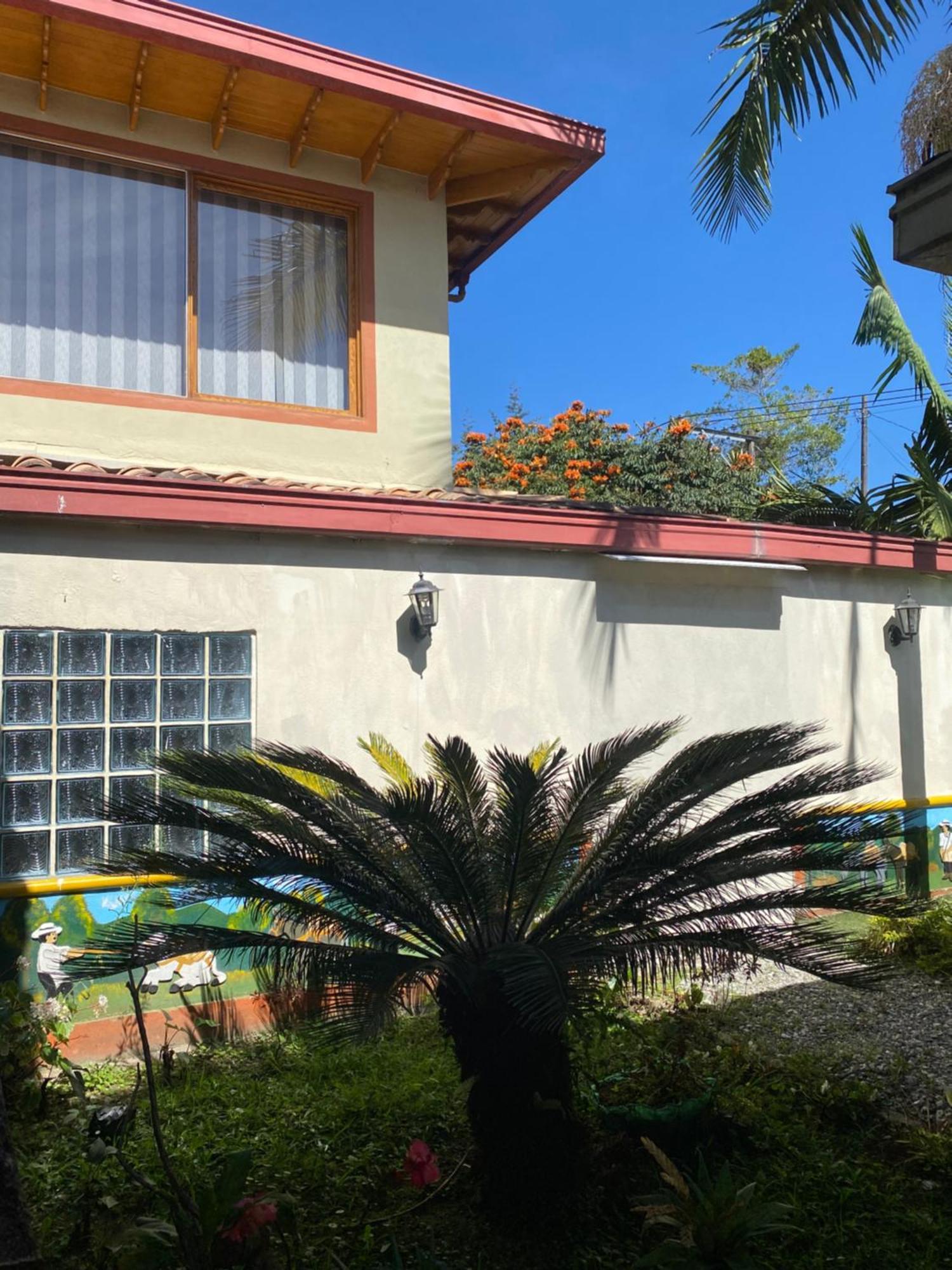 Hostal Oak Tree House Guatapé Exterior foto